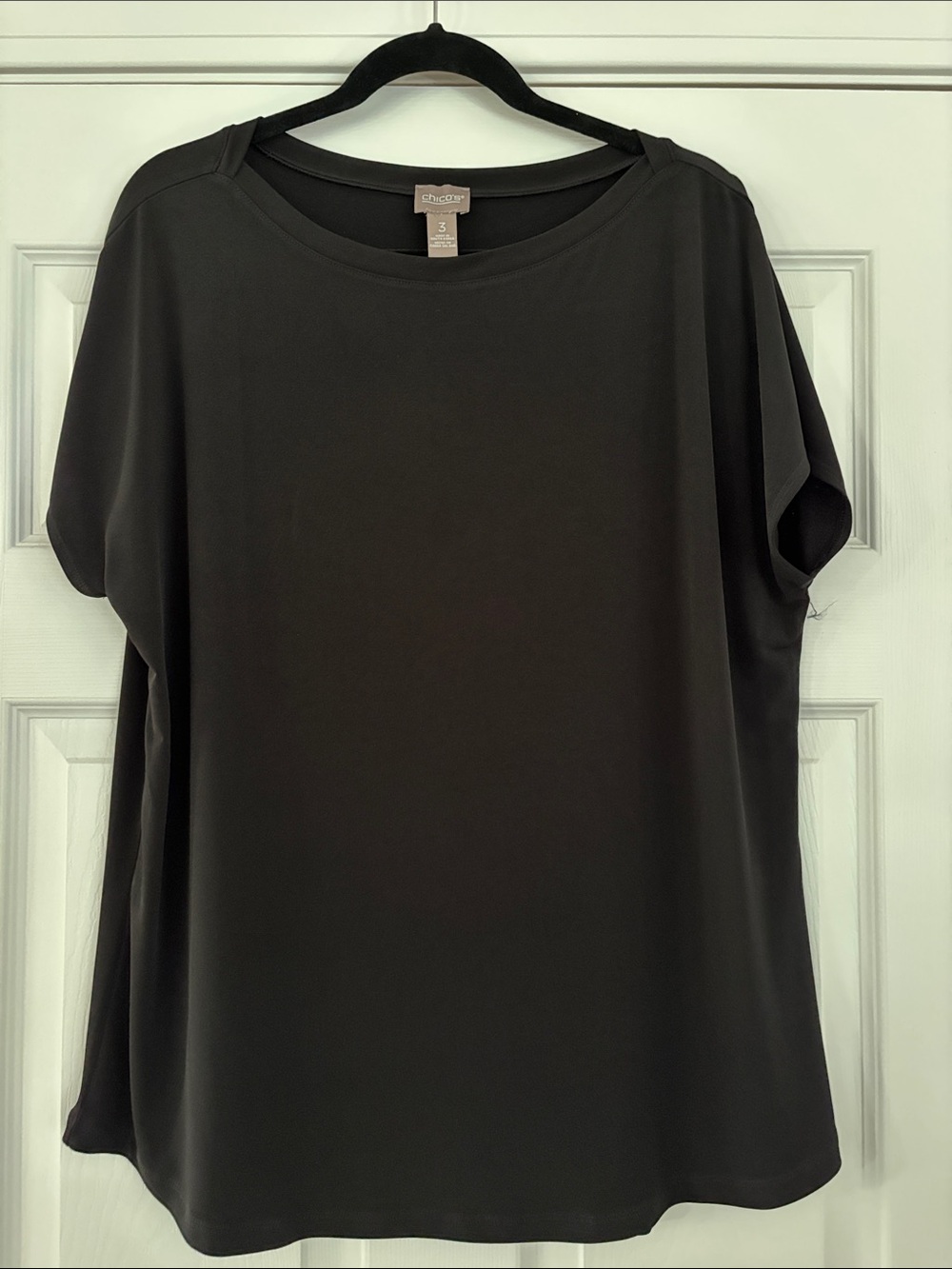Chico's Dark Charcoal Short Sleeve Scoop Neck Top